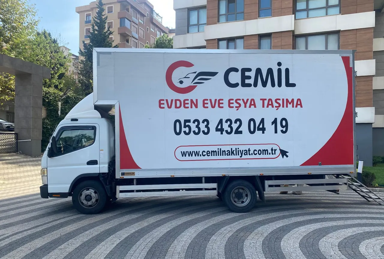 Cemil Nakliyat kamyonu ile şehirler arası nakliyat