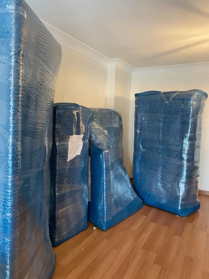 Paketlenmiş mobilya ve eşyaların taşıma öncesi hazırlanması